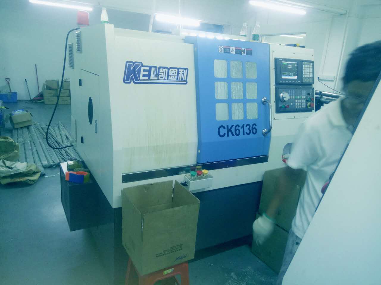 凱恩利機(jī)床 CKX6136C (36標(biāo)準(zhǔn)排刀機(jī)）∠45斜床身高配置數(shù)控車床。